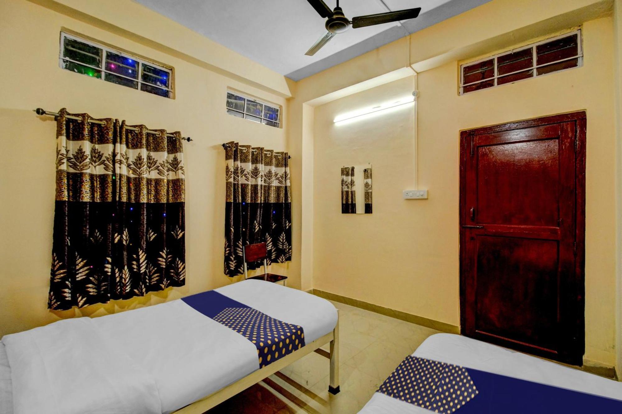 Spot On Rainbow Lodge Guwahati Exteriör bild